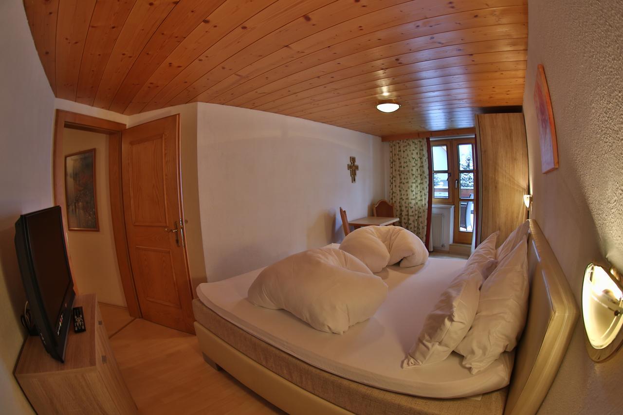 Hotel Central Ишгъл Екстериор снимка